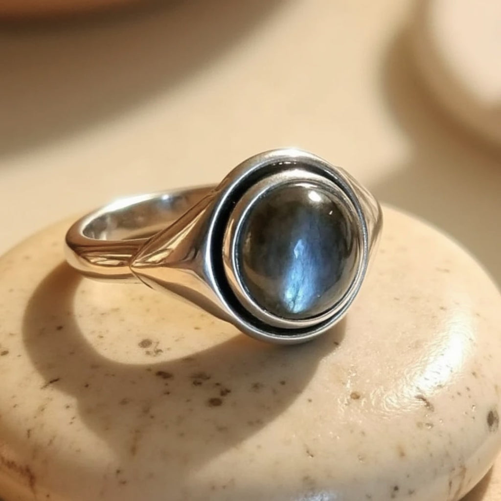 Bague "Divya" en Labradorite