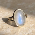 Bague Ajustable Douceur Astrale en Pierre de Lune - Jardin de Gaïa