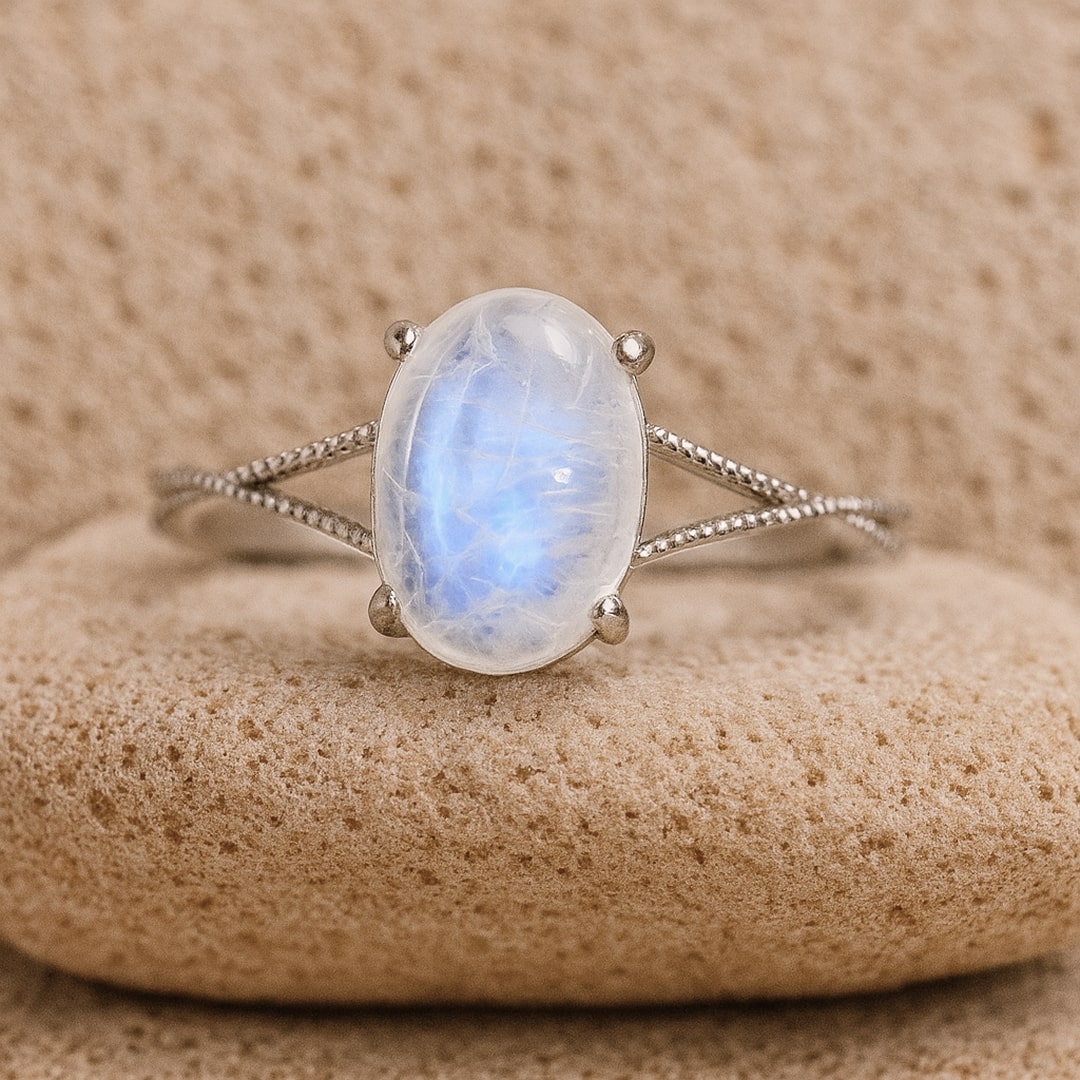 Bague Ajustable "Clarté de l’Âme" en Pierre de Lune