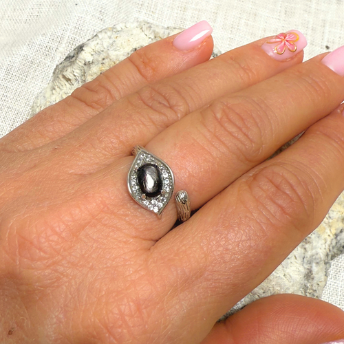 Bague Dhairya en Obsidienne Dorée - vue détail - Jardin de Gaïa