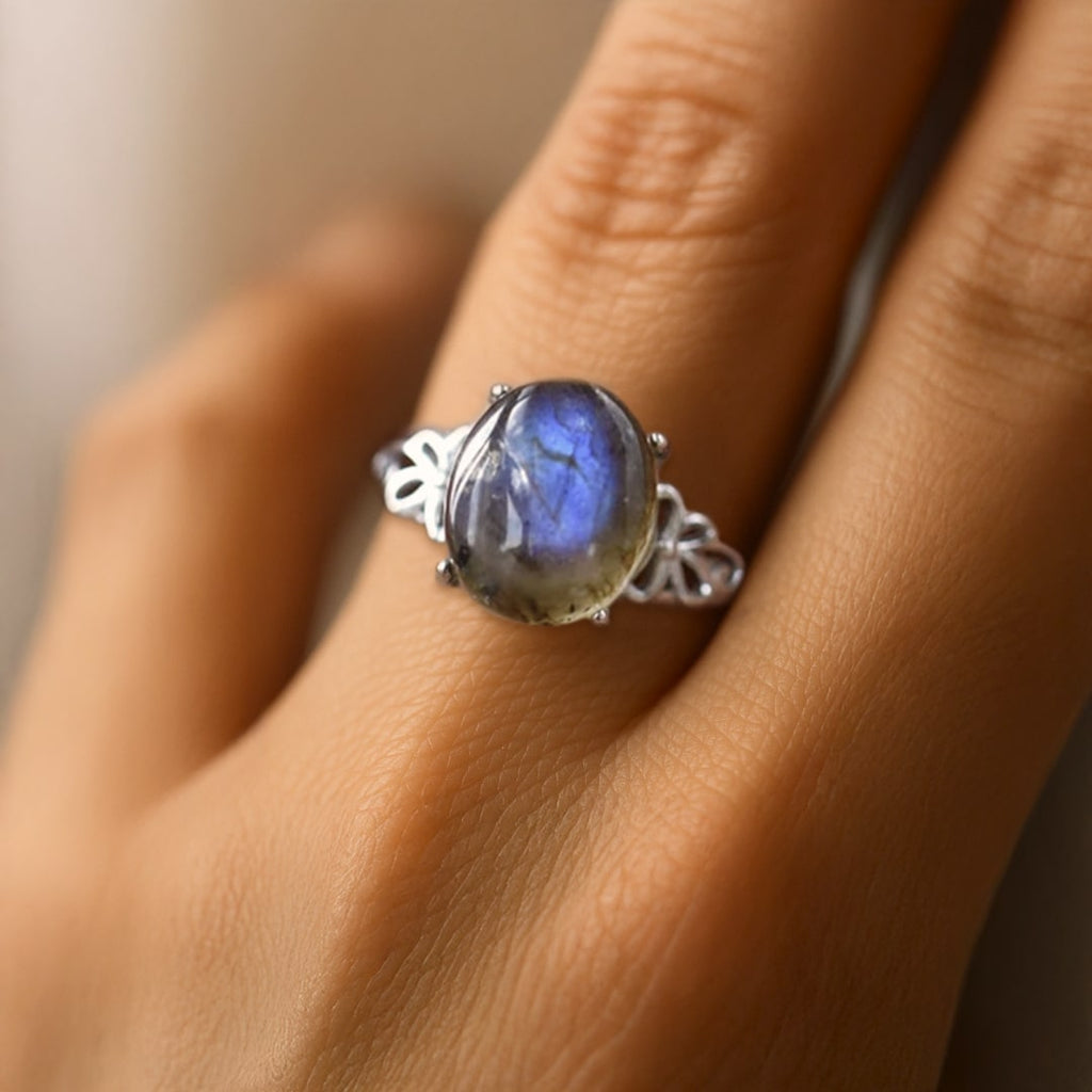 Bague "Amara" en Labradorite