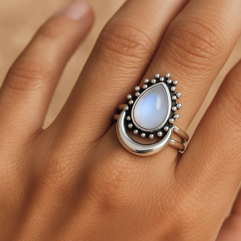 Bague "Lune Intuitive" en Pierre de Lune & Argent