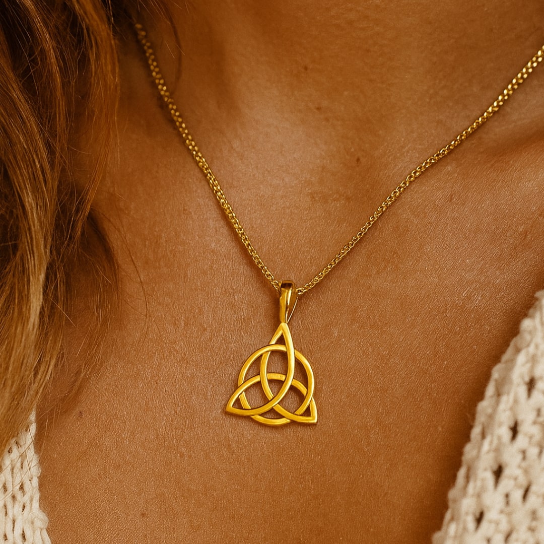 Pendentif "Triquetra" en Acier Inoxydable