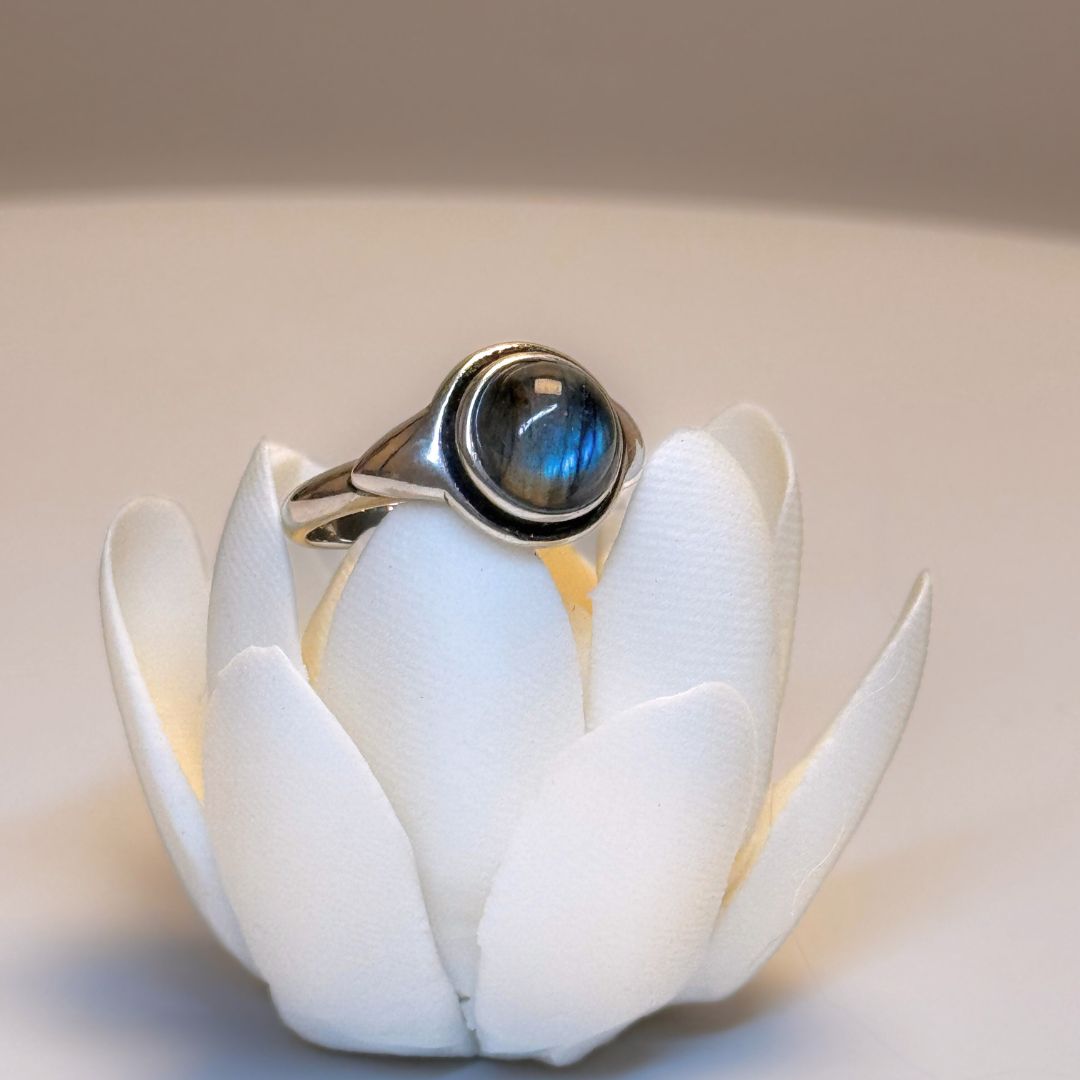 Bague "Divya" en Labradorite