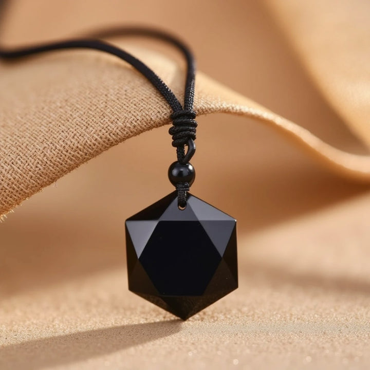 Pendentif "Étoile" en Obsidienne Noire