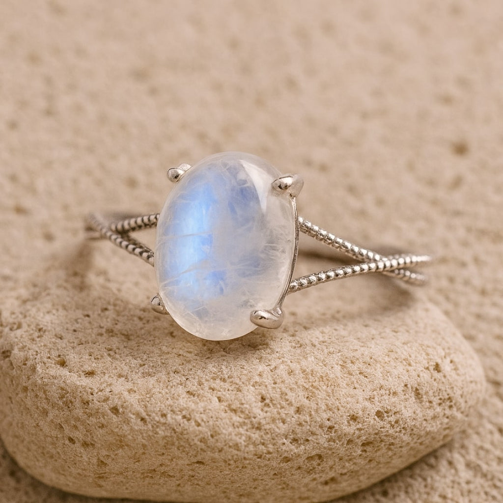 Bague Ajustable "Clarté de l’Âme" en Pierre de Lune