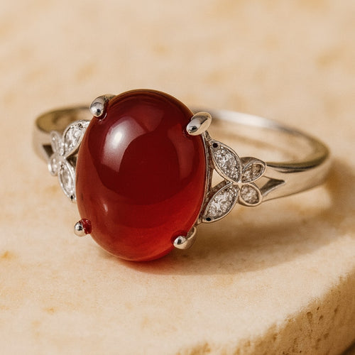 Bague Ajustable Abondance en Grenat - vue détail - Jardin de Gaïa