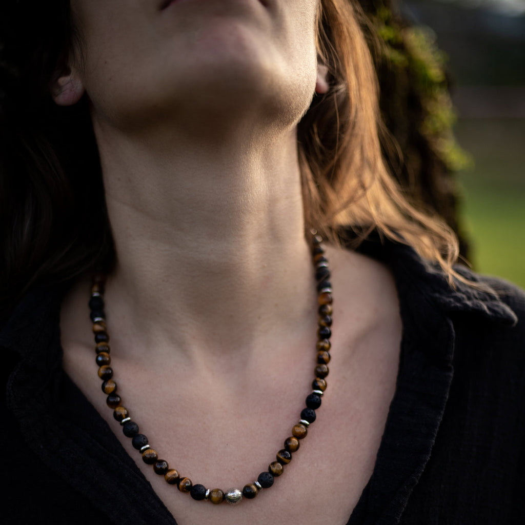 Collier "Énergie Terre & Feu" en Pierre de Lave & Oeil de Tigre