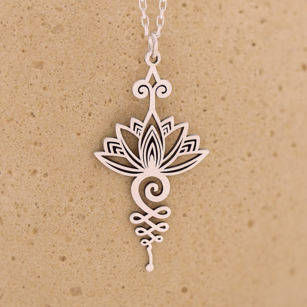 Pendentif "Lotus Unalome"