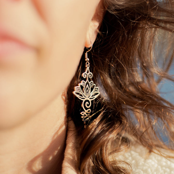 Boucles d’Oreilles "Lotus Unalome"