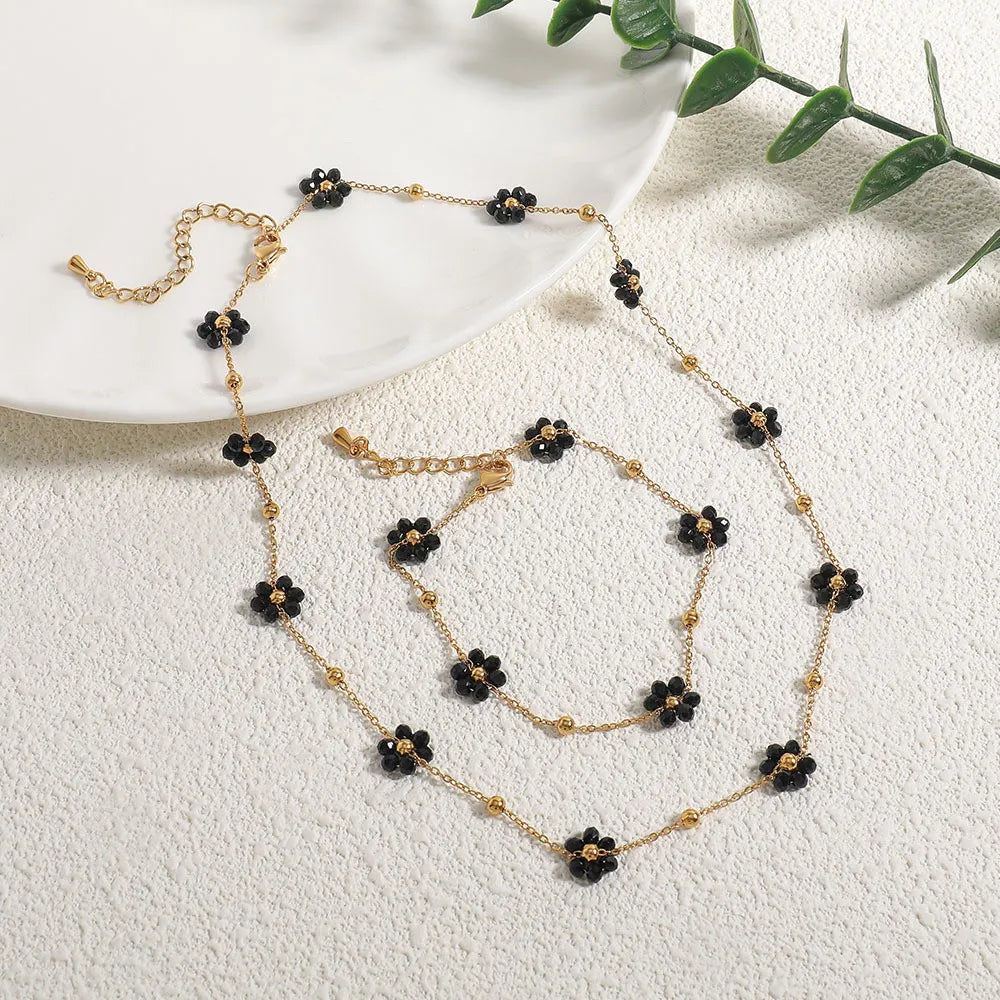 Collier "Fleurs de Protection" en Spinelle Noire