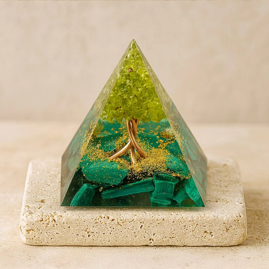 Orgonite Arbre de Vie Renaissant en Péridot & Malachite - vue côté - Jardin de Gaïa