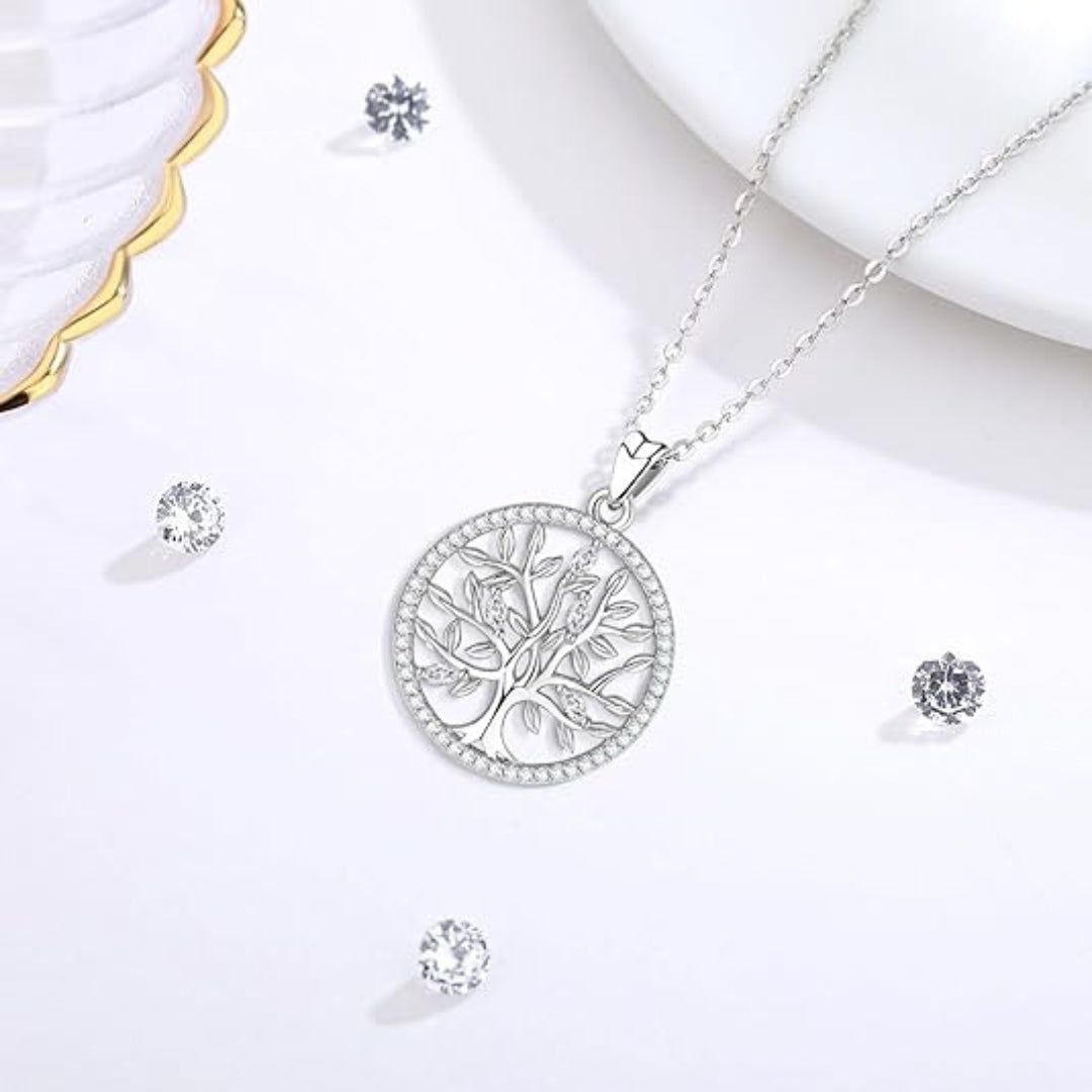 Pendentif Arbre de Vie Argent Premium - vue porté - Jardin de Gaïa