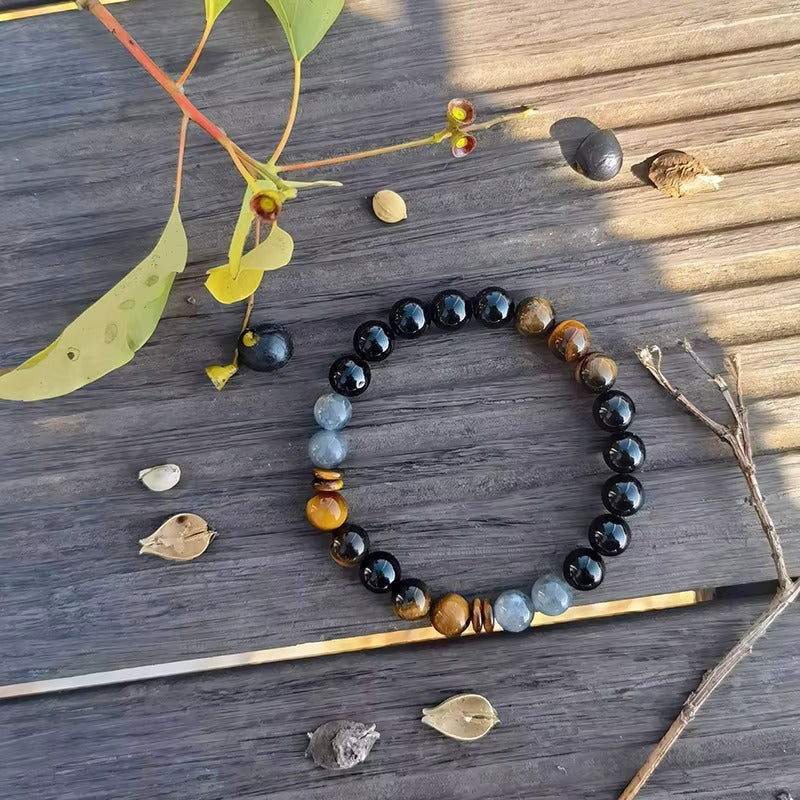 Bracelet Protection Ultime en Tourmaline, Oeil de Tigre & Labradorite - vue porté - Jardin de Gaïa